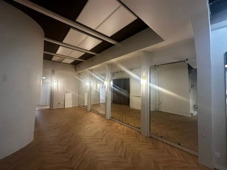 Photo 3 du local de 120 m² à 75001 Paris