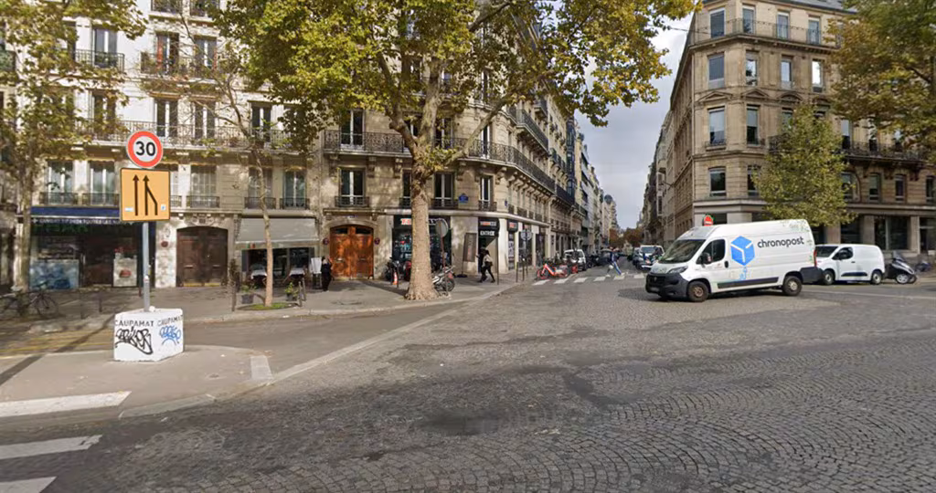 Local commercial 160 m² — 47 Rue Saint-Ferdinand, 75017 Paris
