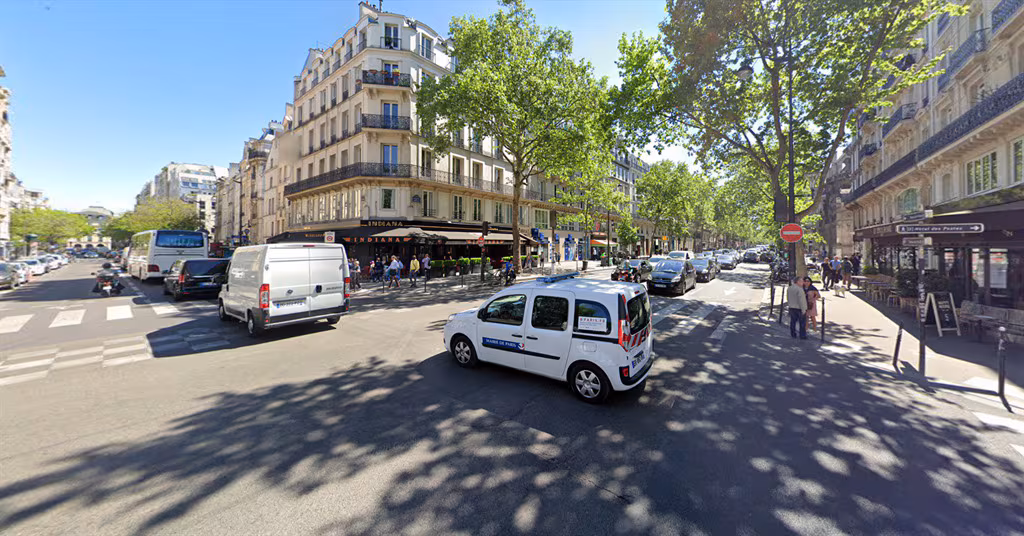 Local commercial 113 m² — 75002 Paris